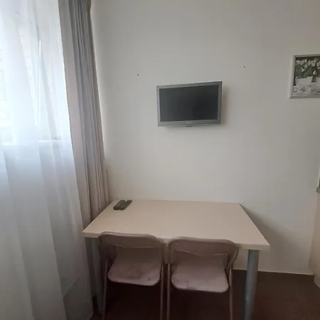 Cozy Place In Zirmunai Apartment