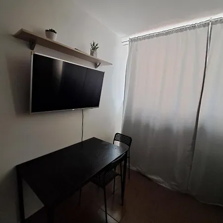 Cozy Place In Zirmunai 2 Διαμέρισμα *